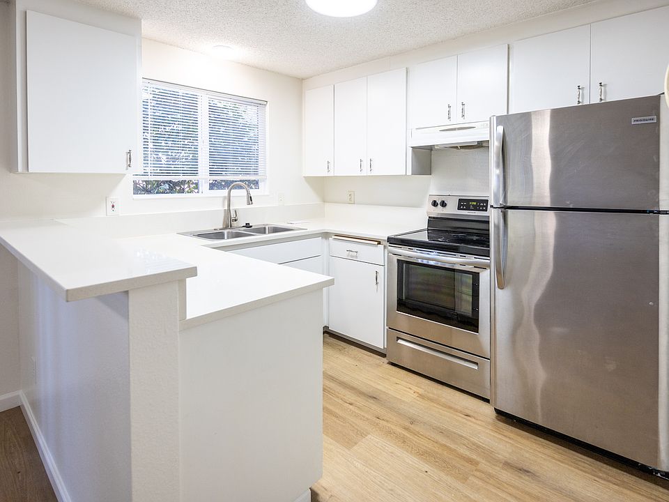 1st image of 19425 76th Ave W #A3