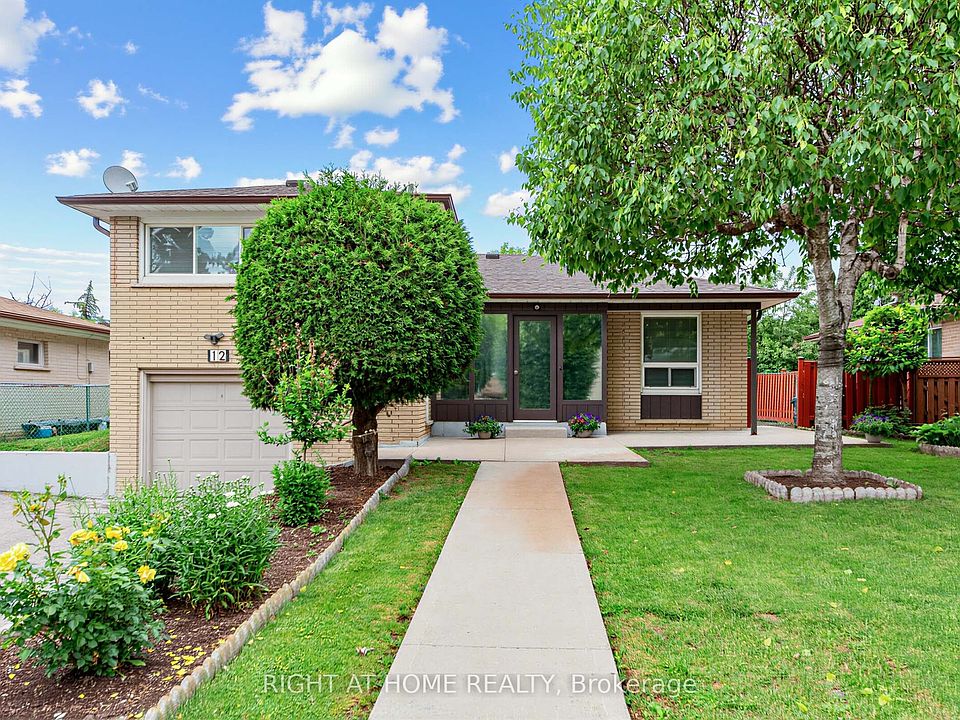 1st image of 12 Candlewood Cres