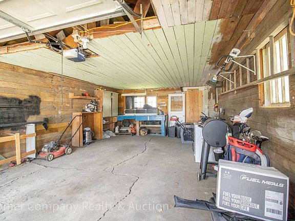 5th image of 100 5th Ave S