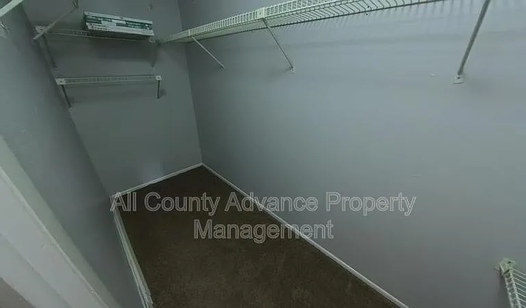 6189 Chesham Dr #1 — Photo 10