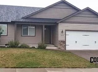 659 Nottingham Ter, Eagle Point, OR 97524