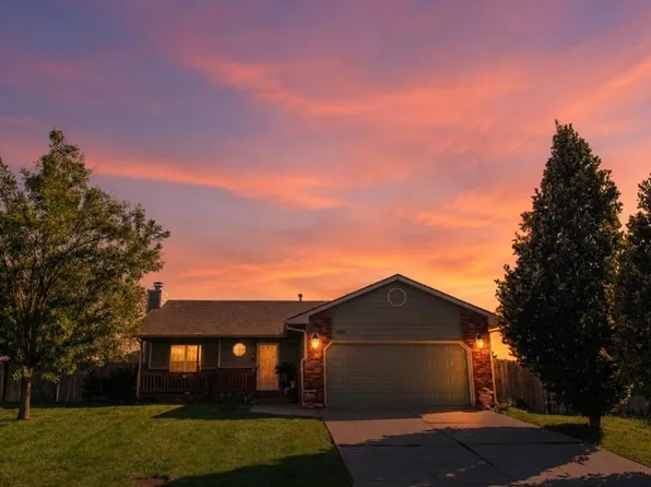 1661 N Prairie Run Cir, Mulvane, KS 67110
