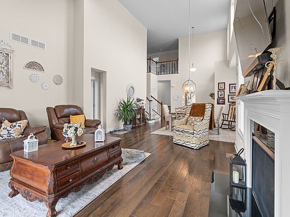 5th image of 1265 Falcon Ridge Dr