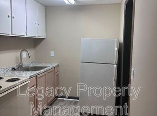 215 N Logan St #B, Burlington, NC 27217