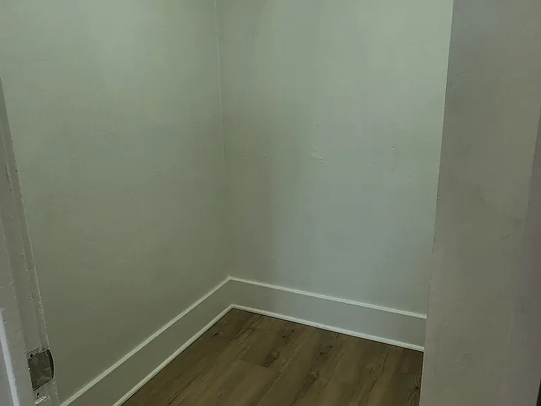370-372 G St #370 — Photo 14