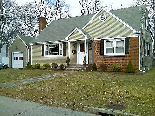 1st image of 26 Deer St