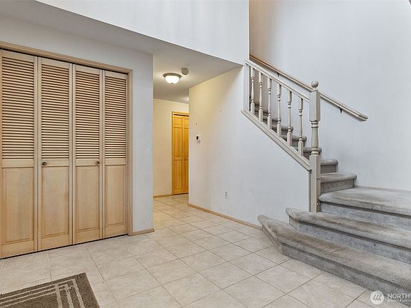 5th image of 7805 75th Street NE
