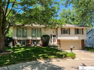 14918 Franklin Plz, Omaha, NE 68154