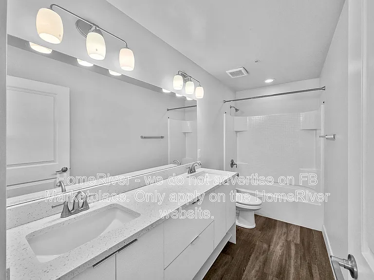 1000 W 5th St #1014 — Photo 12