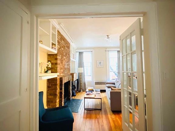 3rd image of 394 Bleecker St #1