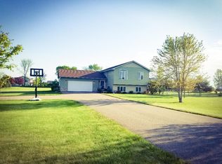 1342 214th Ave, New Richmond, WI 54017