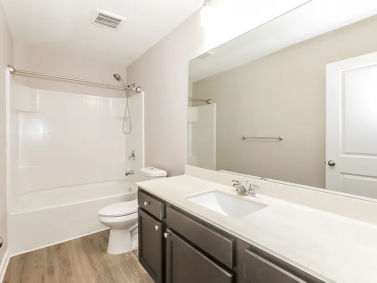 1091 Coldwater Dr — Photo 15