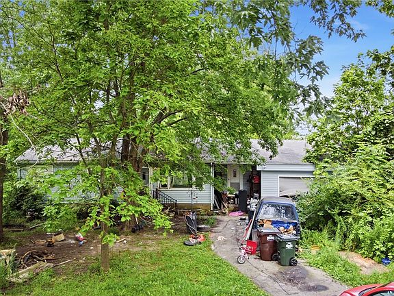 2nd image of 9016 Bellefontaine Rd