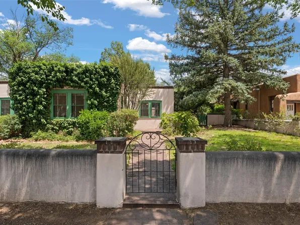 801 Gildersleeve St, Santa Fe, NM 87505