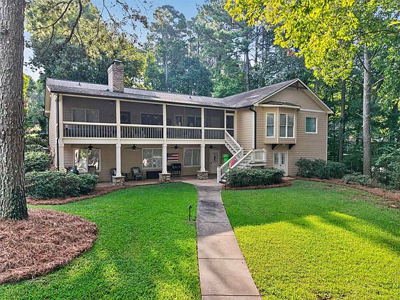 2nd image of 123 Forest Ridge Dr