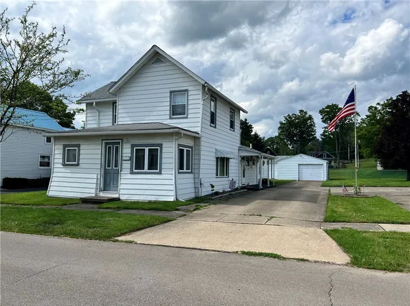 69 Plum St, Bolivar, NY 14715