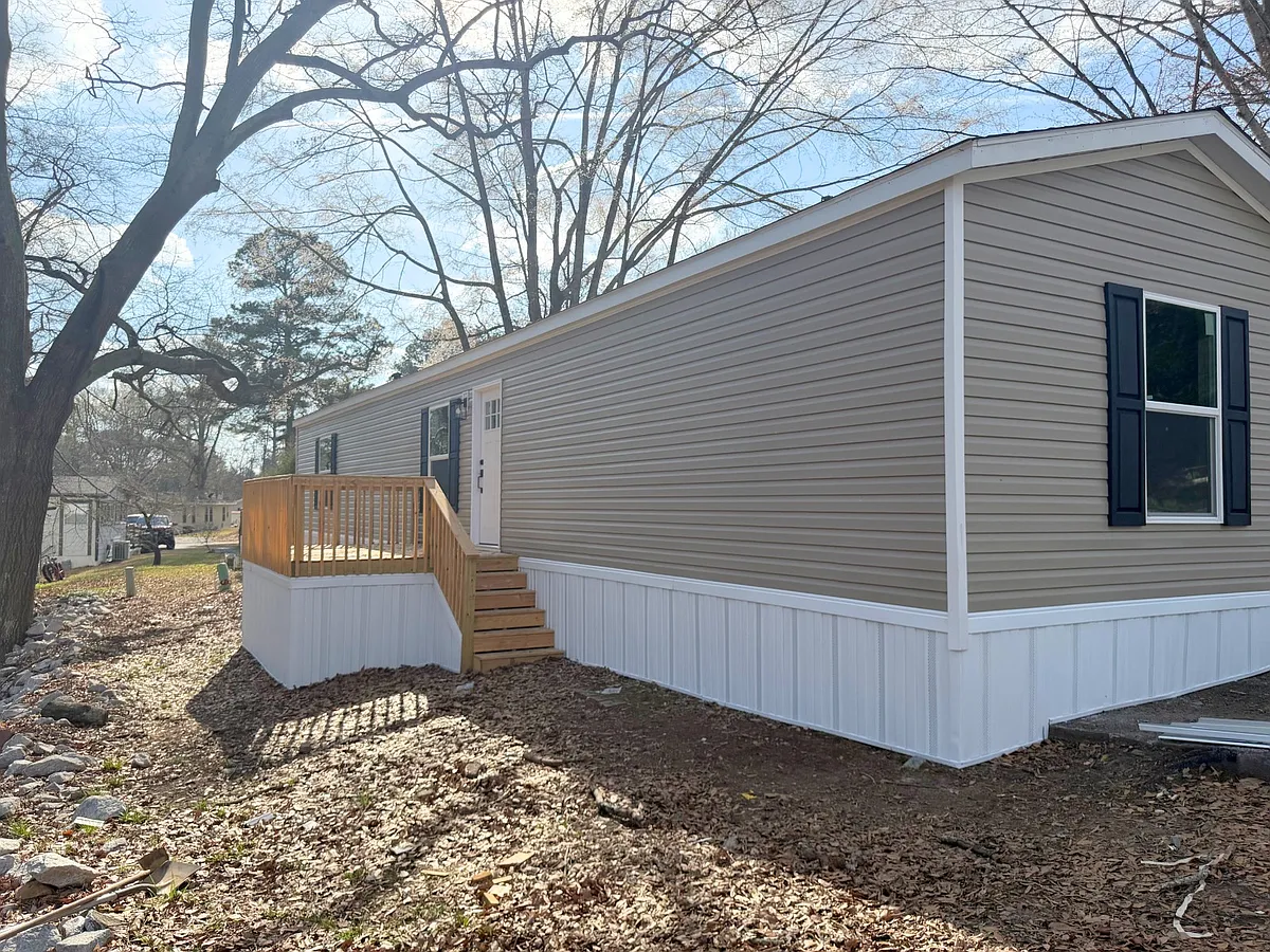 Building Photo - 52 Sutherland Ln
