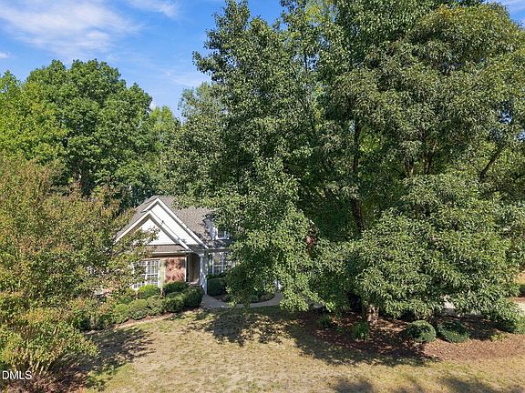 4th image of 416 Green Turret Dr