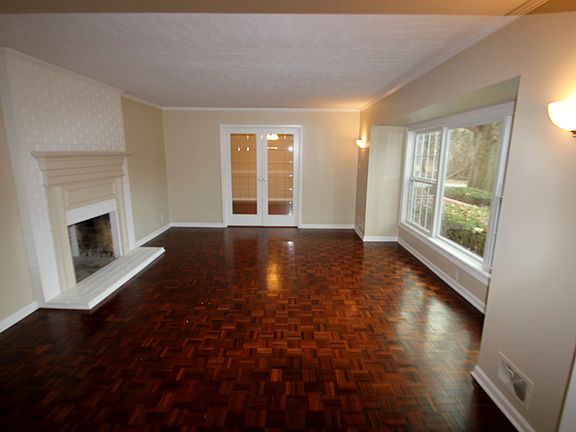 Formal Living to Dining Room
