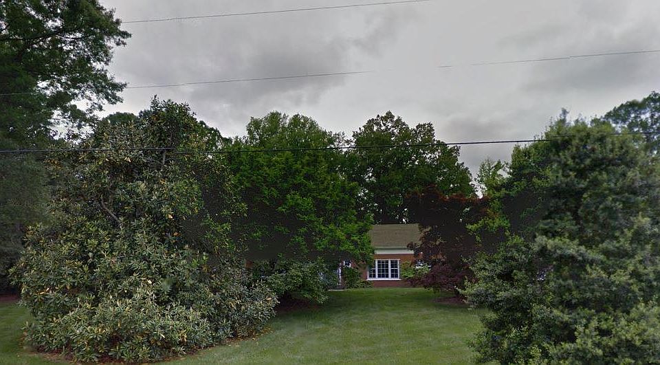 1st image of 310 Ingleside Dr