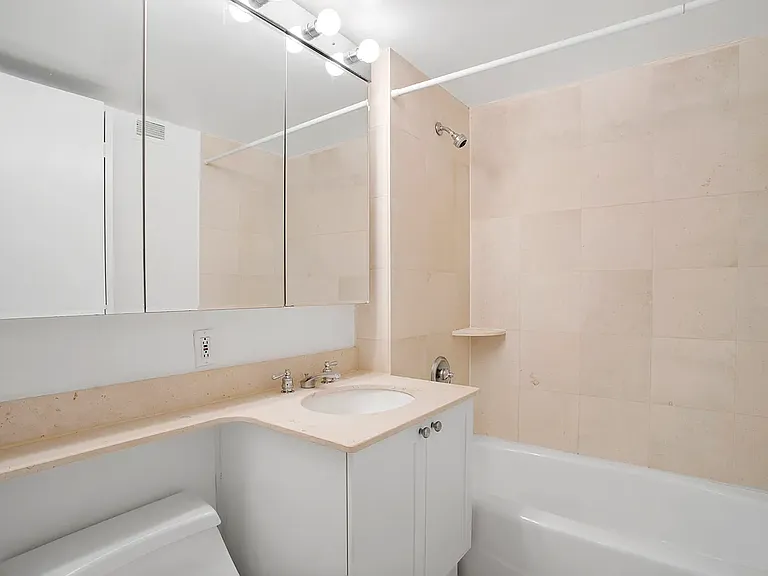308 E 38th St #12D — Photo 5