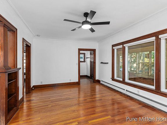 5th image of 1055 White Ave NW