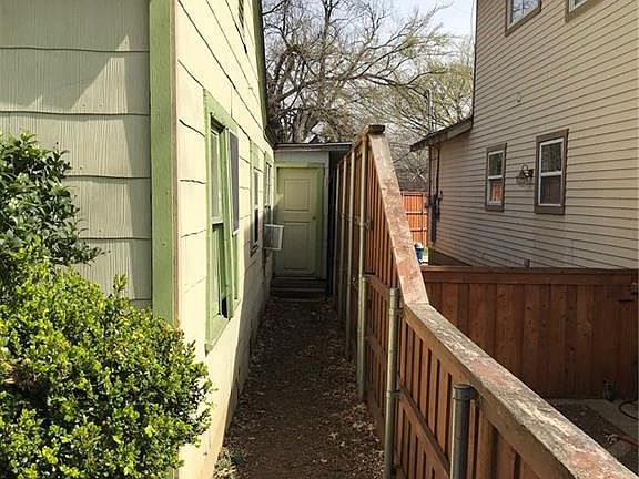 5th image of 818 N Windomere Ave