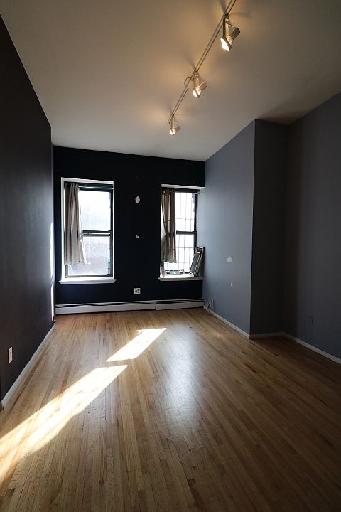 1st image of 415 W 52nd St #5A