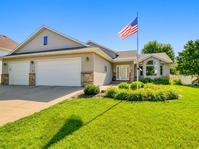 4427 10th St N, Fargo, ND, 58102