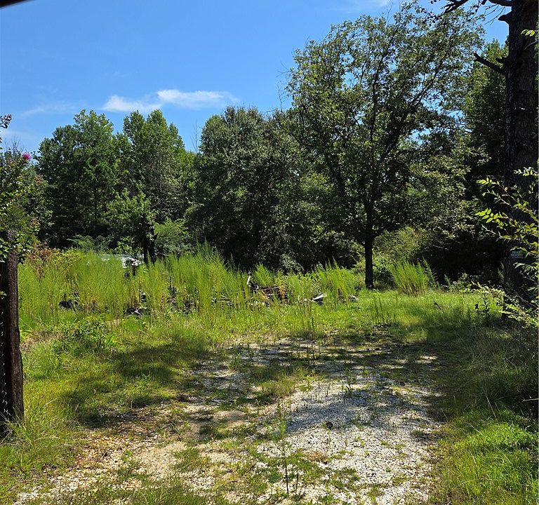 1st image of 849 Lee Road 1