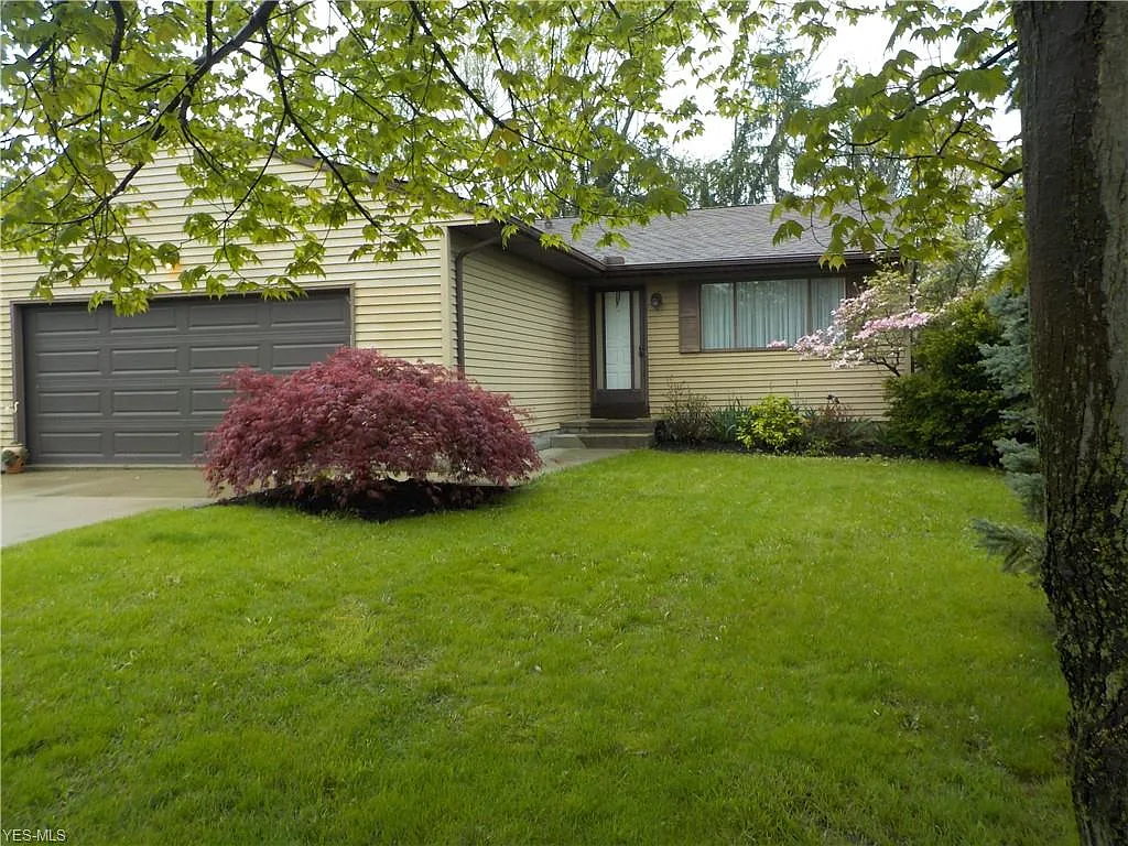 624 N Carpenter Rd photo 1