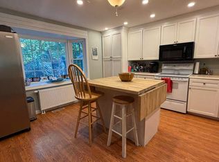48 Westview Ter, Easthampton, MA 01027