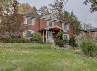 73 The Cir, Passaic, NJ 07055