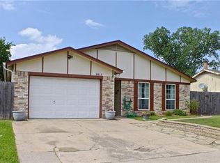 1411 Kitty Hawk Dr, Arlington, TX 76014