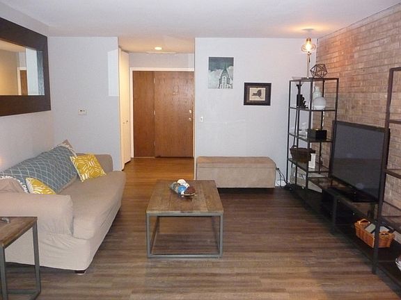 4th image of 6000 Oakwood Dr APT 1B
