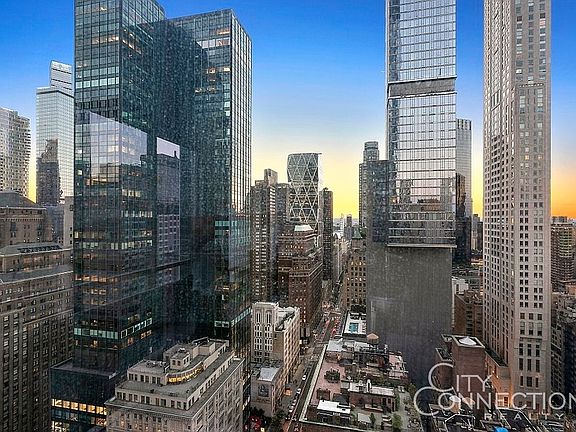 3rd image of 157 W 57th St APT 36C