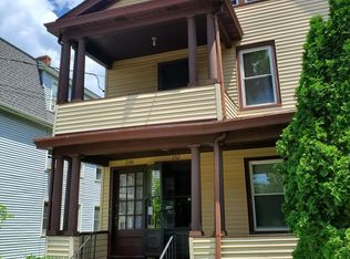 230 Quaker Lane S #FL 1ST, West Hartford, CT 06119