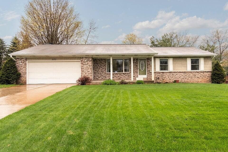 1st image of 671 Vogelane Dr NW