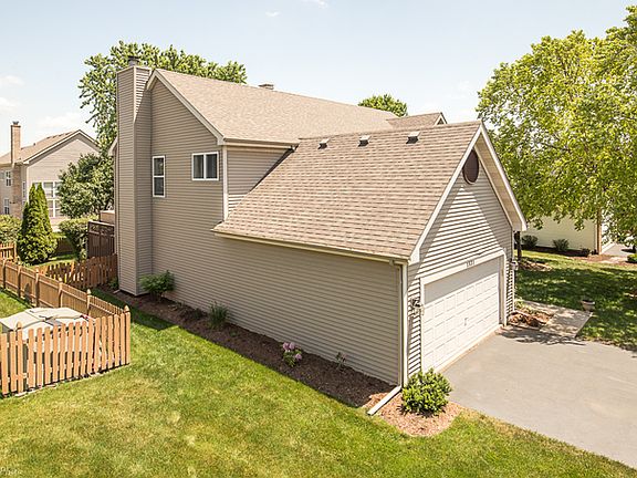2nd image of 1531 Derby Ln