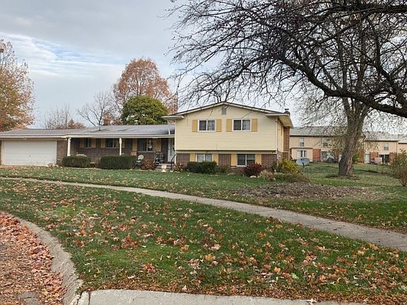 2nd image of 620 Bedford Pl