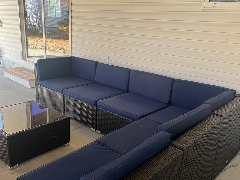 Covered patio, furniture included