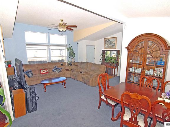 150010997_3