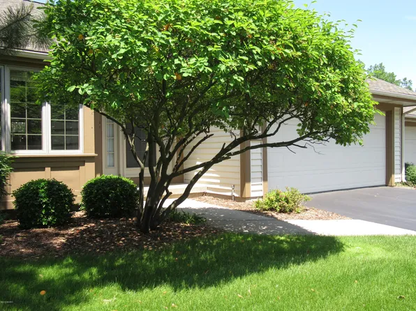 2869 Mulford Dr SE, Grand Rapids, MI 49546