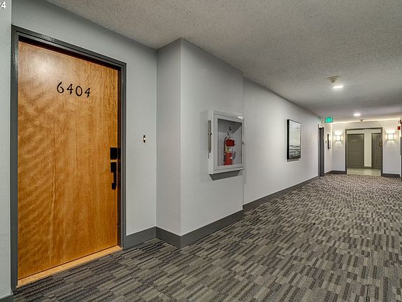 3rd image of 5545 E Evergreen Blvd