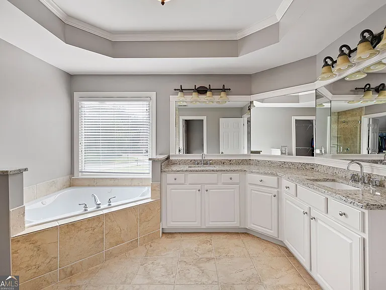 227 Oakwind Pte — Photo 22