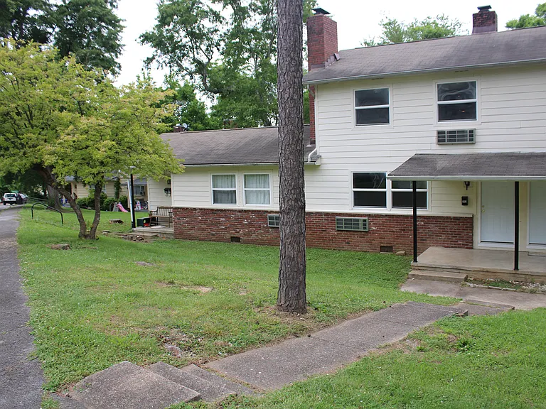 312 Florida Ave — Photo 5