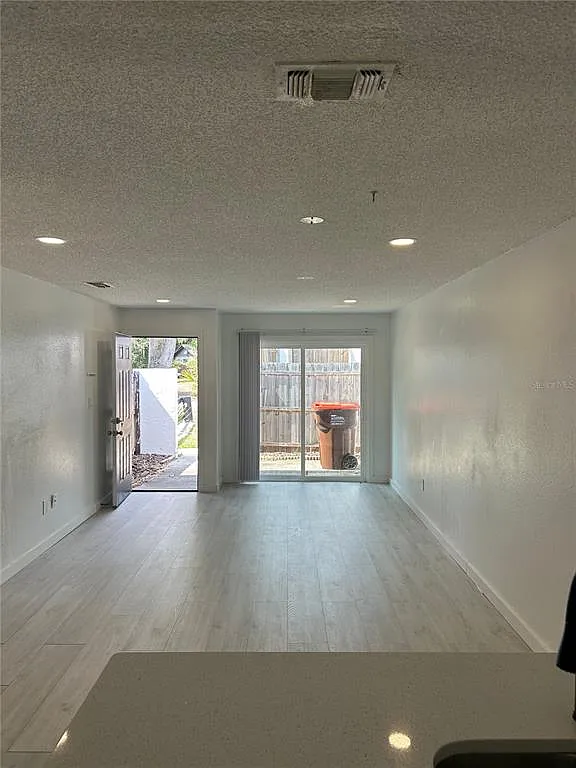 2 bed, 2.0 bath, 854 sqft, $1,125 — Photo 3