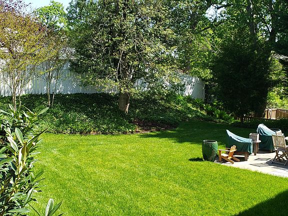 4th image of 9204 E Parkhill Dr