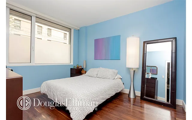 Sold by Douglas Elliman | media 22