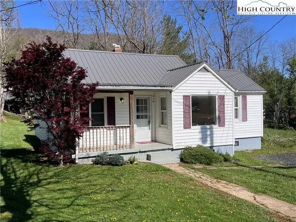 414 Mountain Avenue, West Jefferson, NC 28694